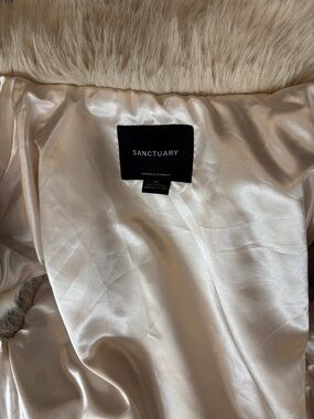 Sanctuary Cream Faux Fur Cropped Vest